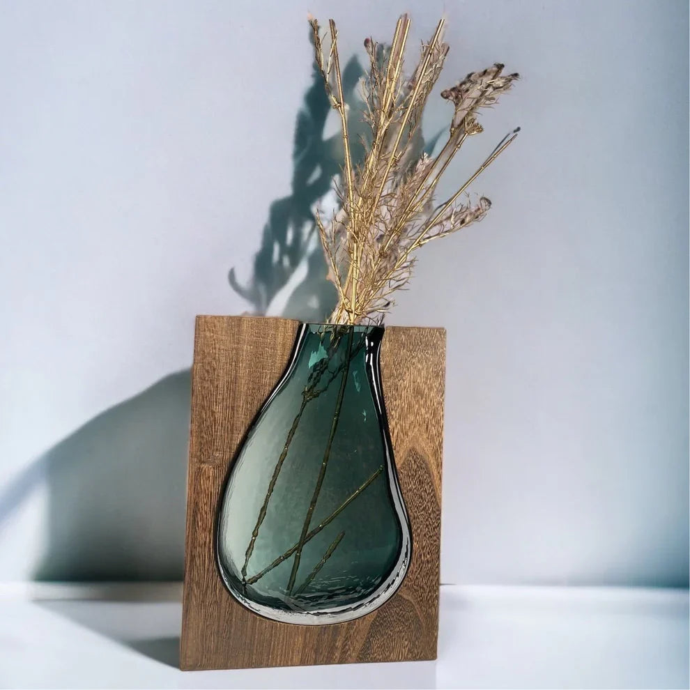 Nordic Live Edge Vase – Where Nature Meets Modern Design