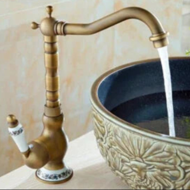 Antique Wash Tray with 360° Rotating Spout – Elegant Sink Fixture for Kitchen 1