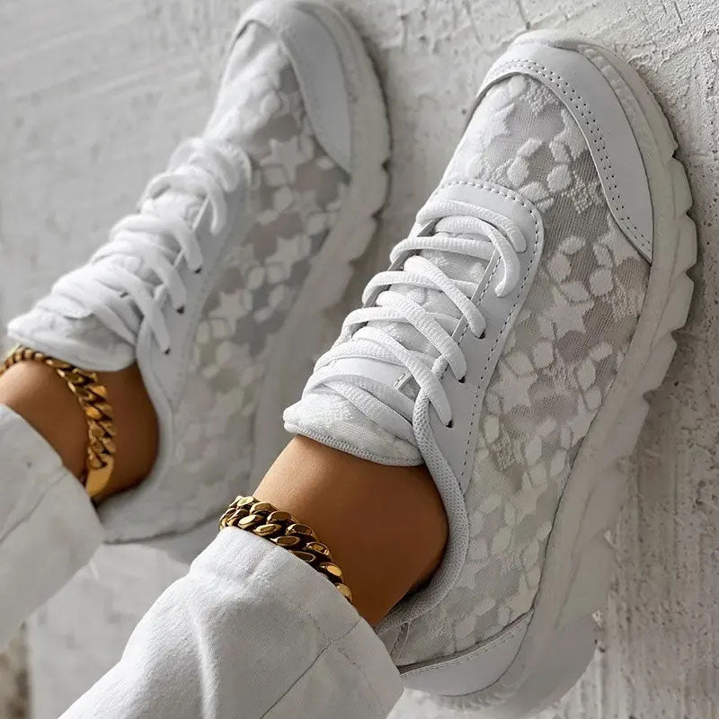 Breathable Round-Toe Sneakers – Stylish Comfort for Every Step