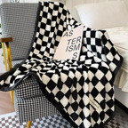 Plaid Flannel Blanket – Soft & Cozy Checked Throw