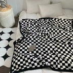 Plaid Flannel Blanket – Soft & Cozy Checked Throw