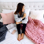 Comfortable Plaid Knitting Kit – Perfect Gift for Crafters