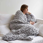 Comfortable Plaid Knitting Kit – Perfect Gift for Crafters