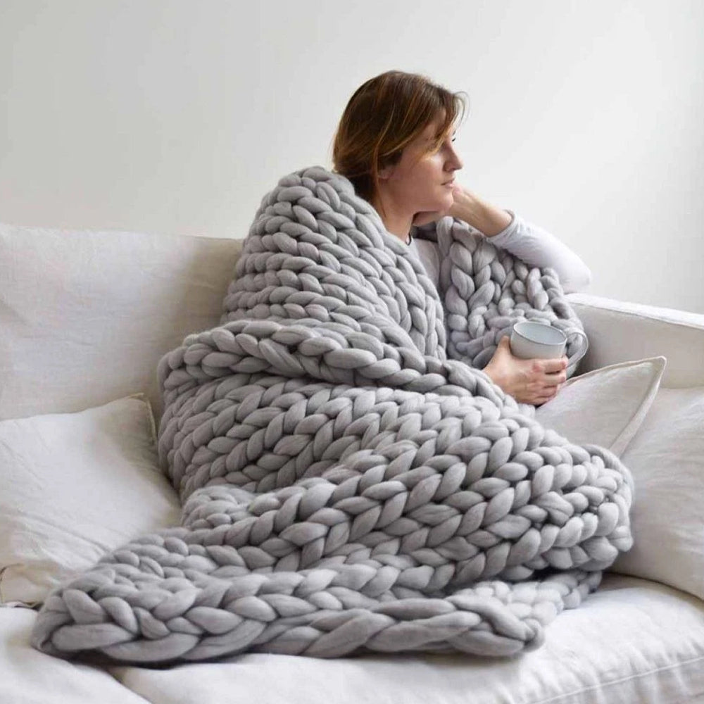 Comfortable Plaid Knitting Kit – Perfect Gift for Crafters