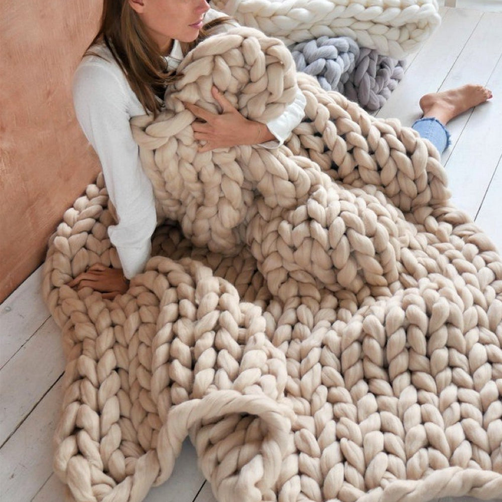 Comfortable Plaid Knitting Kit – Perfect Gift for Crafters