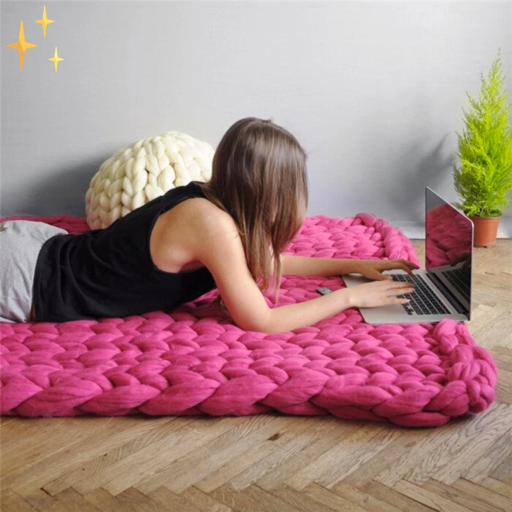 Comfortable Plaid Knitting Kit – Perfect Gift for Crafters