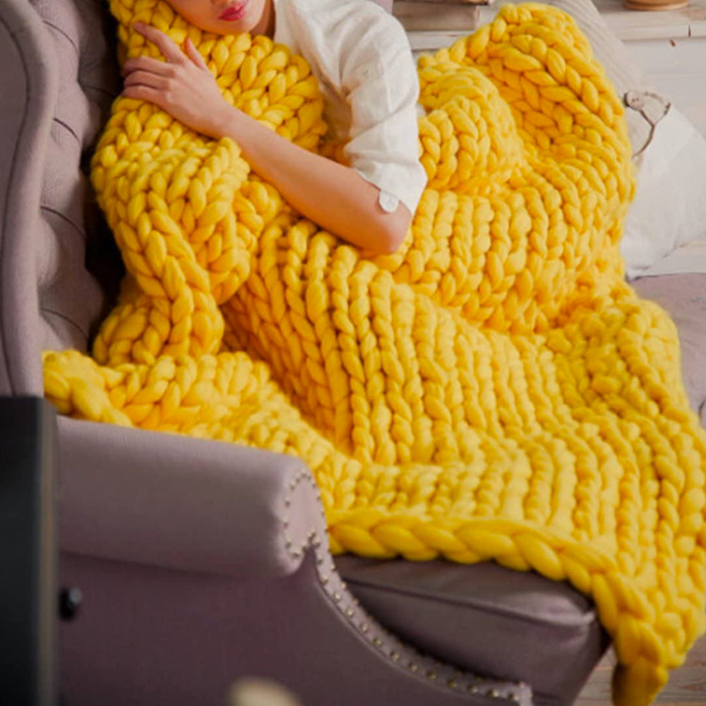 Comfortable Plaid Knitting Kit – Perfect Gift for Crafters