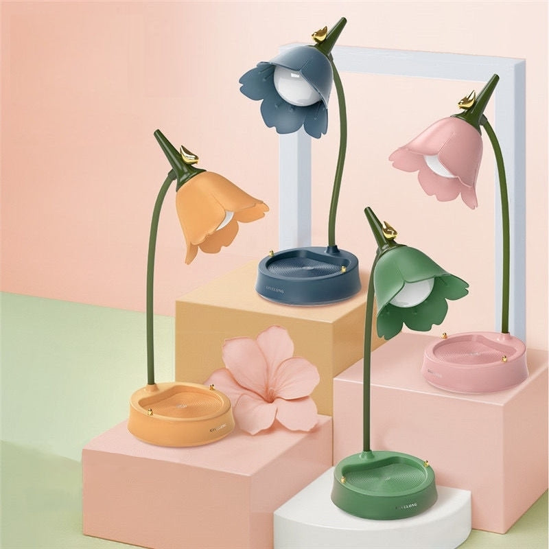 Minimalist Flower Design Table Lamp – Playful Flower Shaped LED Lamp for Bedside Table & Desk