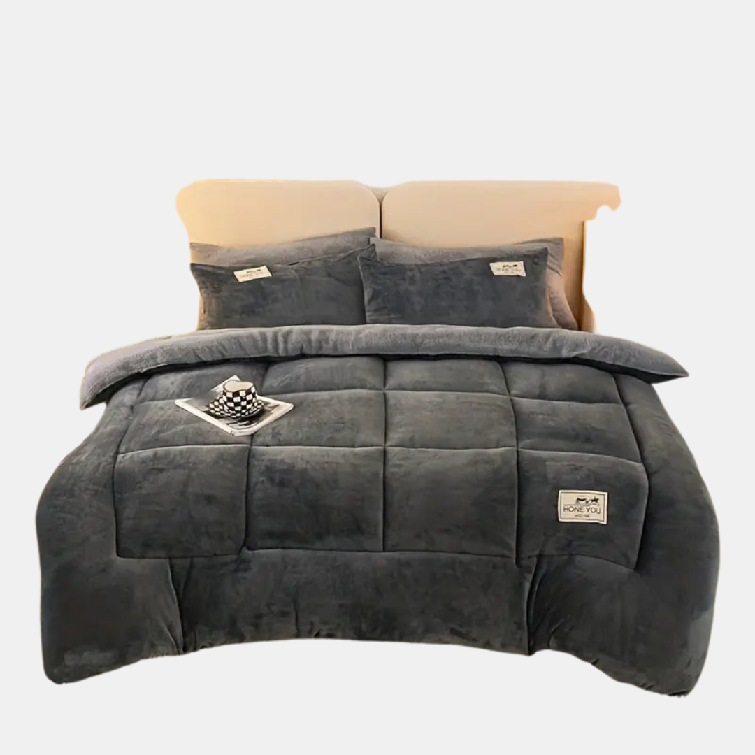 Lamb Velvet Duvet Cover – Ultimate Luxury and Warmth for Your Bedroom