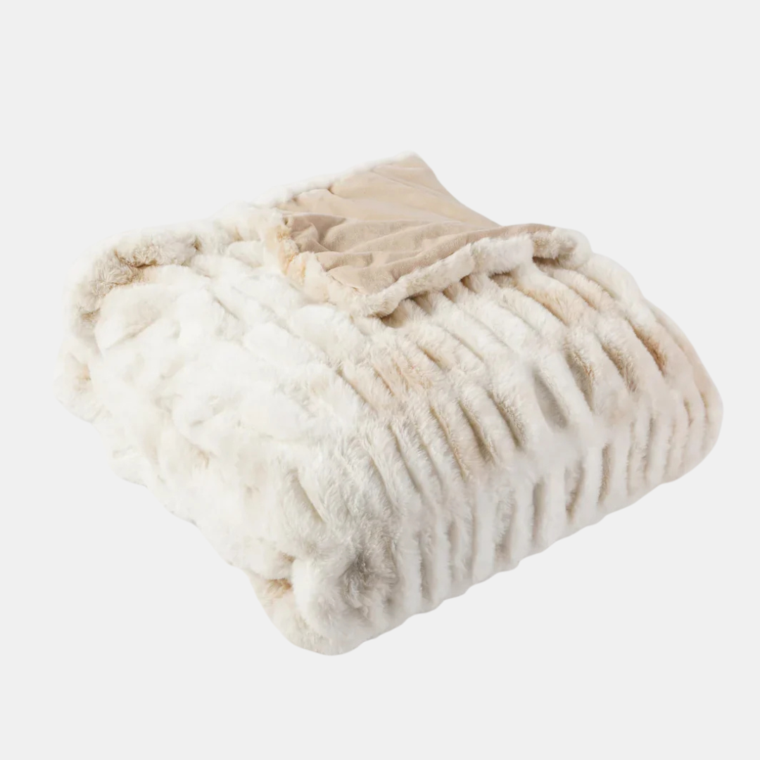 Soft Plush Throw Blanket – Luxurious Faux Rabbit Fur for Cozy Elegance