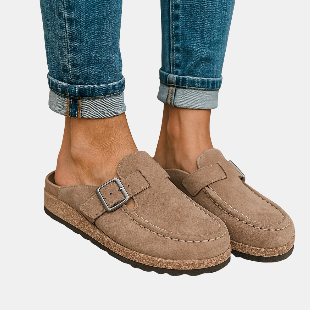 Women's Clogs with Adjustable Strap – Comfortable Closed-Toe Slip-Ons