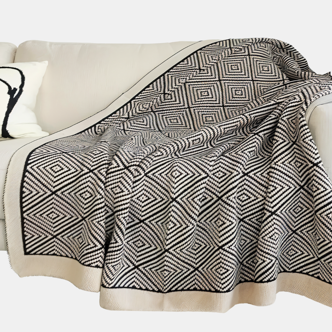 Stylish Geometric Plaid Blanket for Bed & Sofa