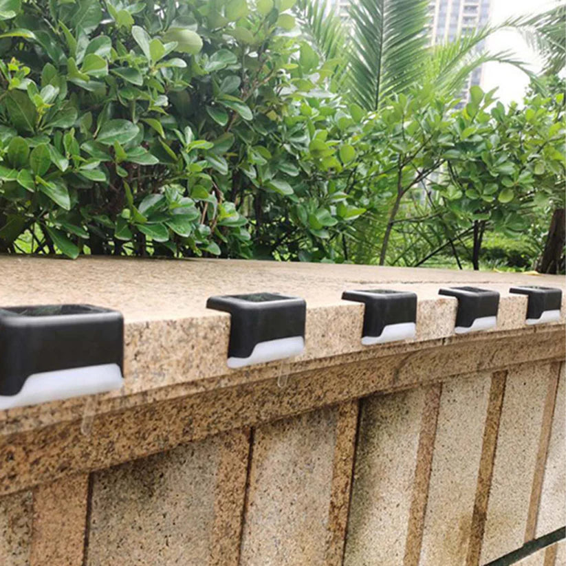 Deluxe Outdoor Solar Wall Lights – Stylish & Efficient