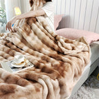 Cozy Coral Fleece Throw Blanket – Soft & Lightweight