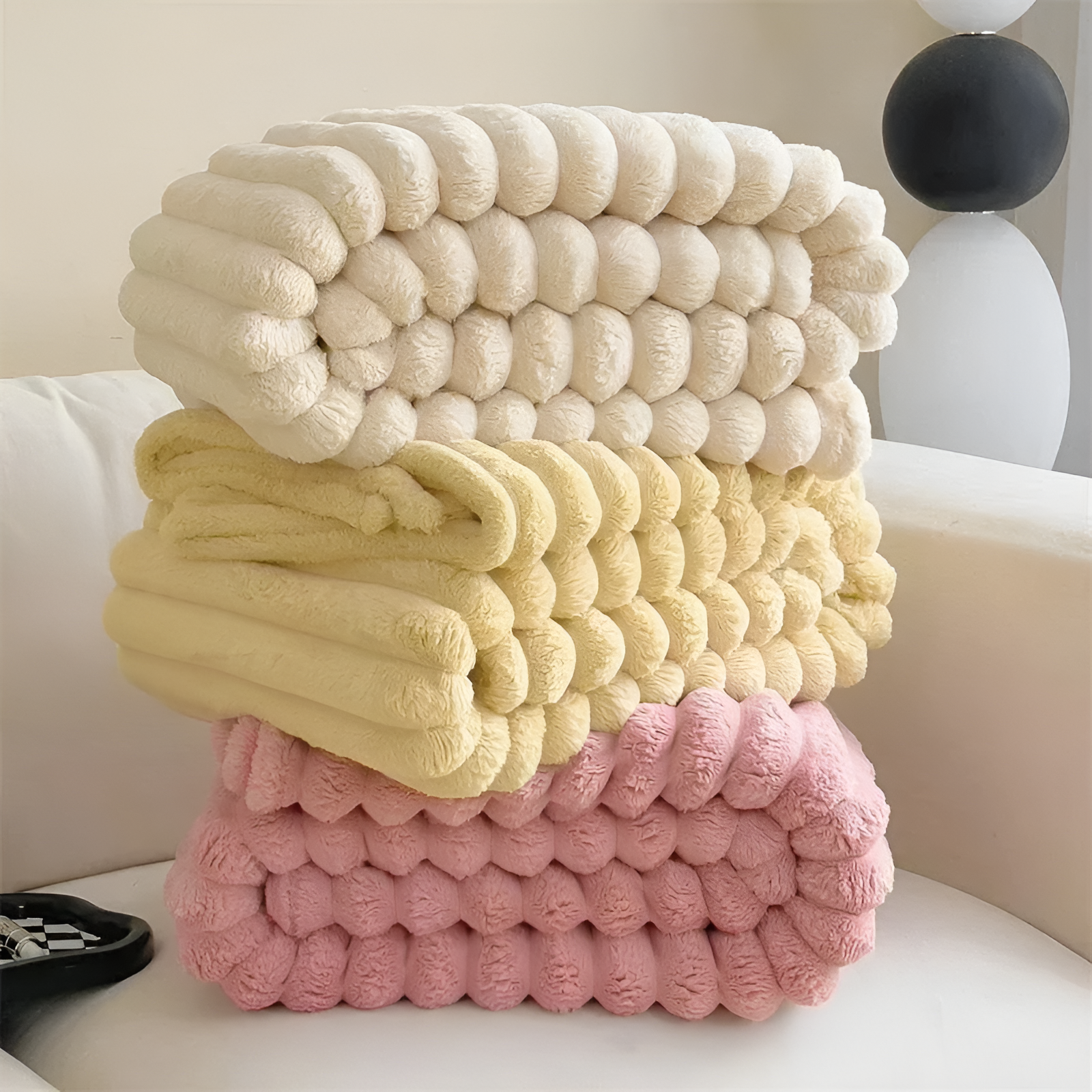 Ultra Soft and Comfortable Blanket – Your Everyday Cozy Companion
