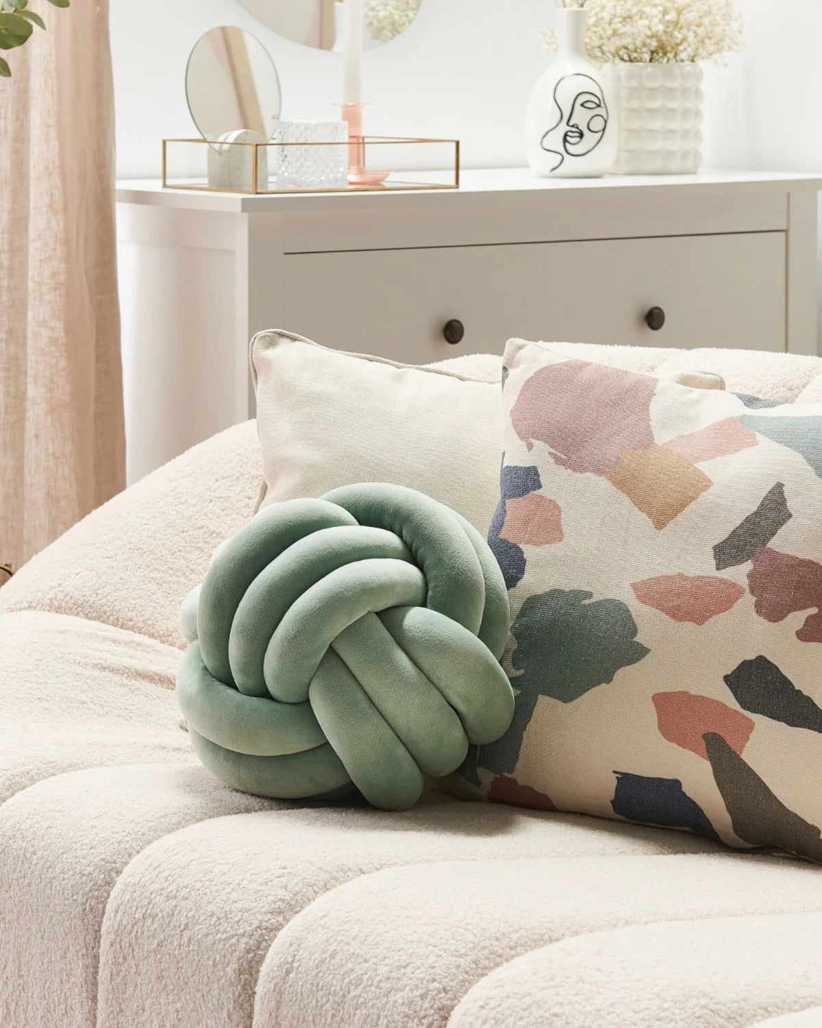 Decorative Velvet Knot Cushion – 20/30 cm in Mint Green, Light Grey & Black