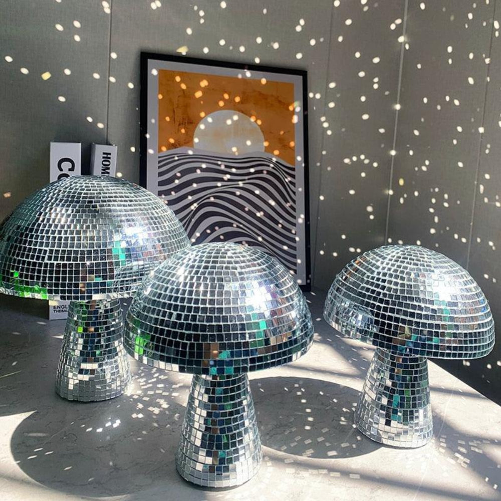 Disco Ball Mushroom Lamp – Retro Style with Sparkling Effect