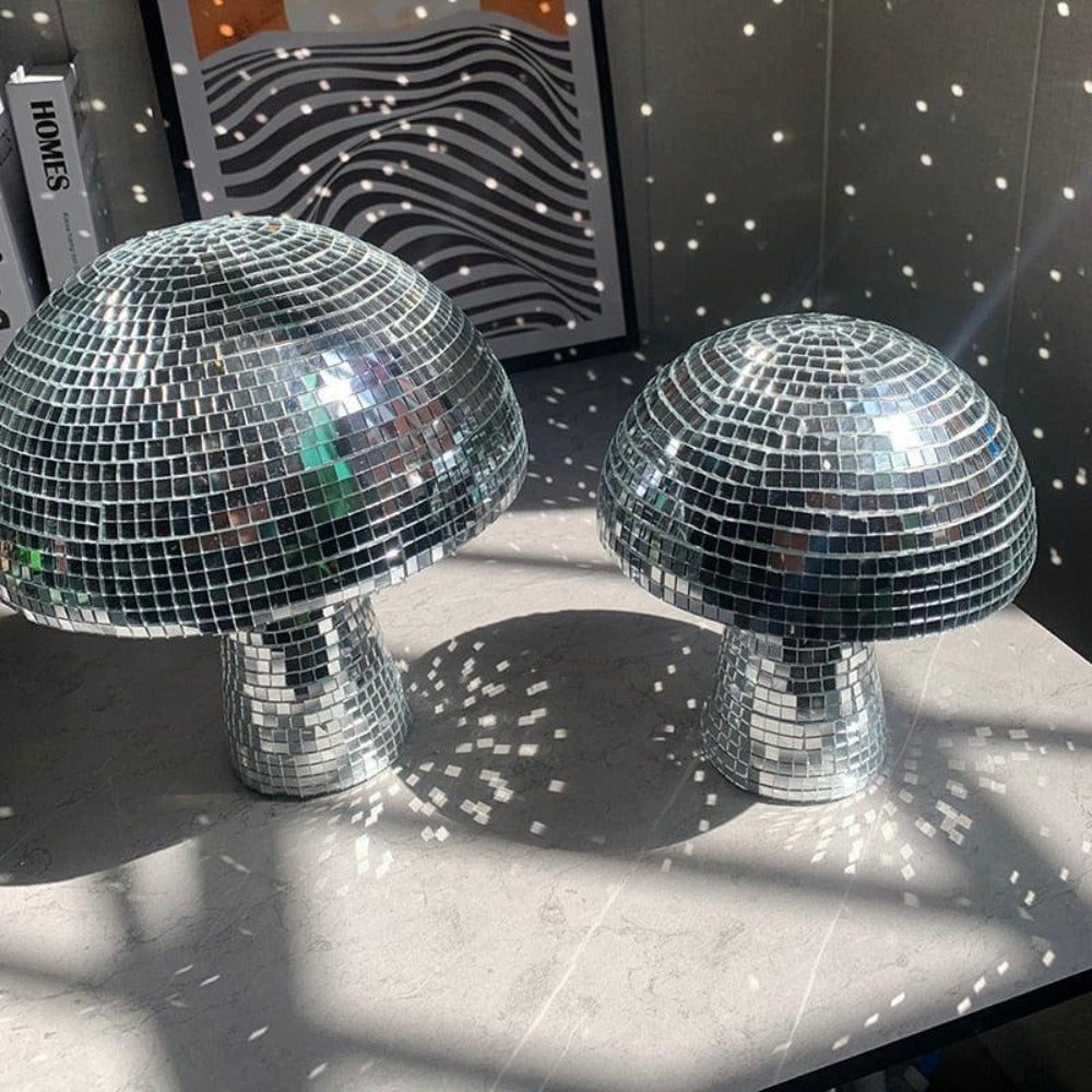 Disco Ball Mushroom Lamp – Retro Style with Sparkling Effect