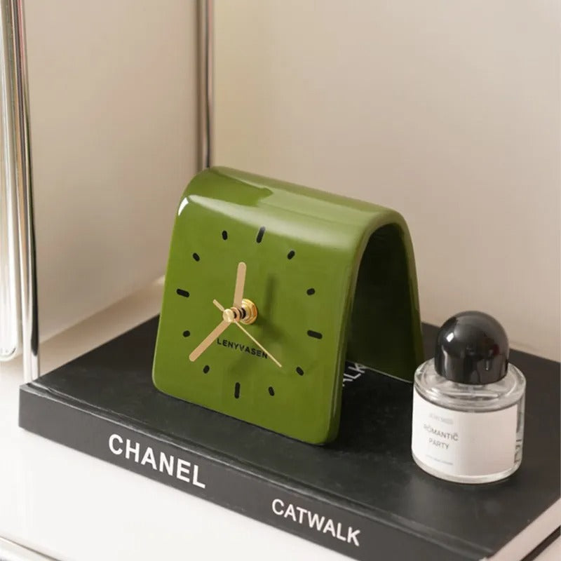 Elegant Modern Table Clock for Minimalist Home Decor – Stylish Table Clock