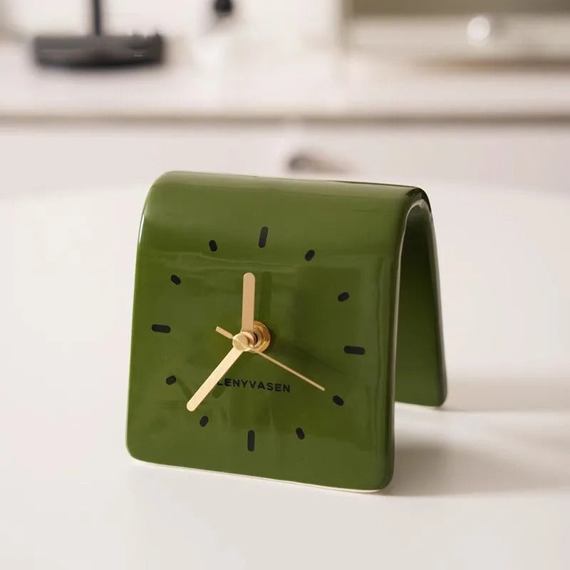 Elegant Modern Table Clock for Minimalist Home Decor – Stylish Table Clock