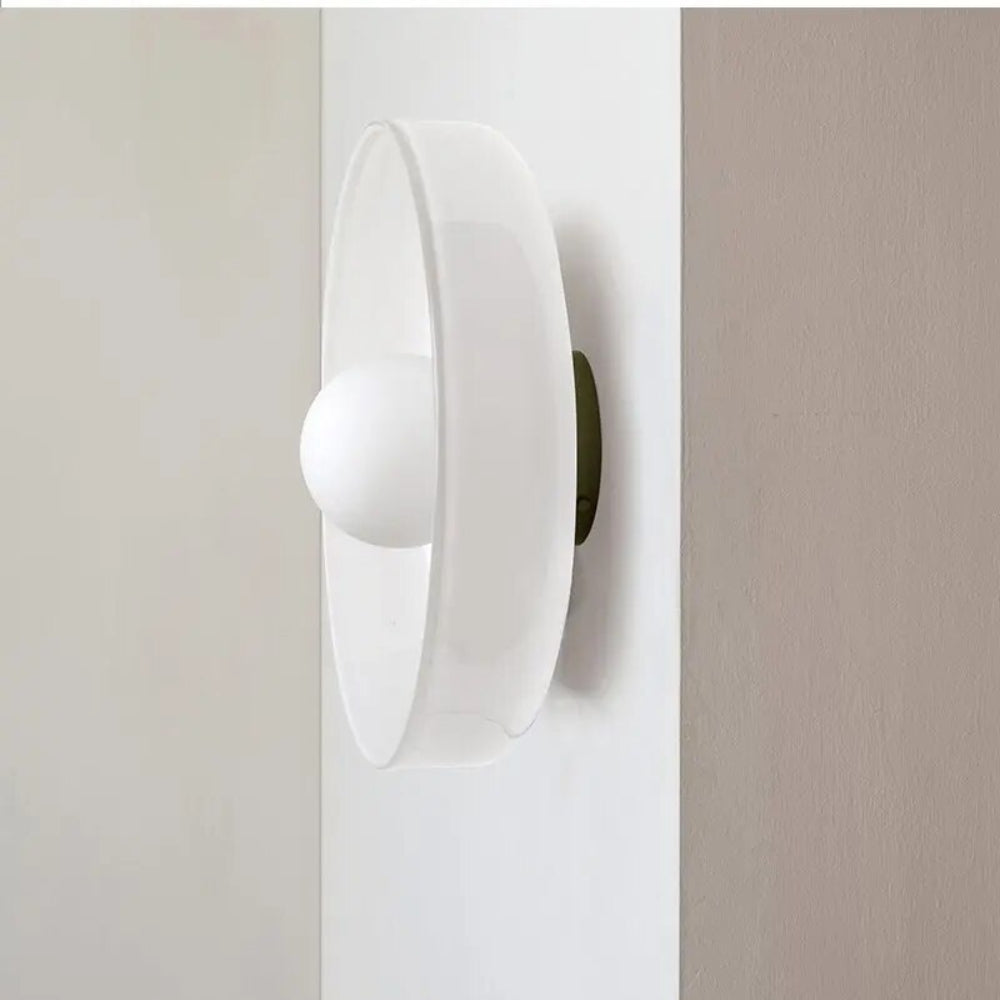 Minimalist Glass Mirror Light – Elegant & Modern Design