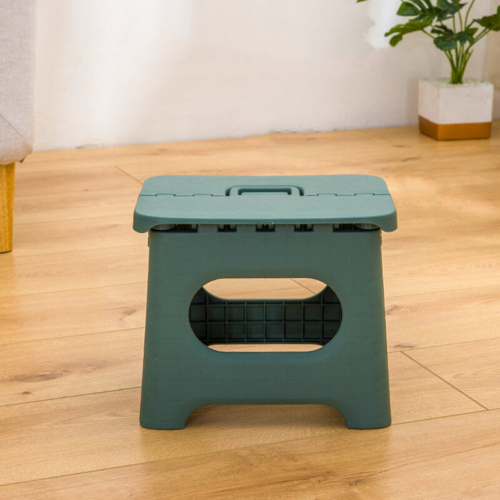 Portable Folding Step Stool with Handle – Sturdy, Compact, and Versatile