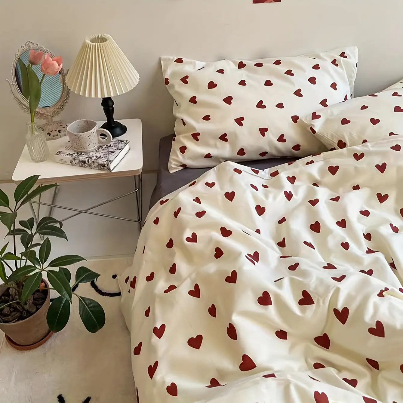 Heart Motif Duvet Cover Set – Cozy Bedding for Couples in Soft Polyester 0
