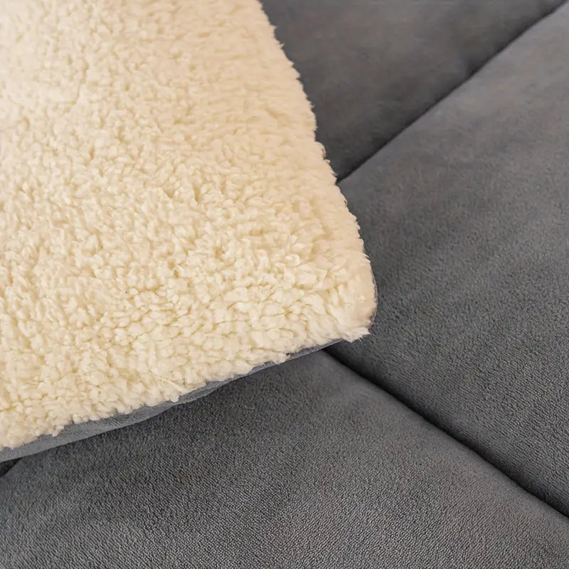 Lamb Velvet Duvet Cover – Ultimate Luxury and Warmth for Your Bedroom