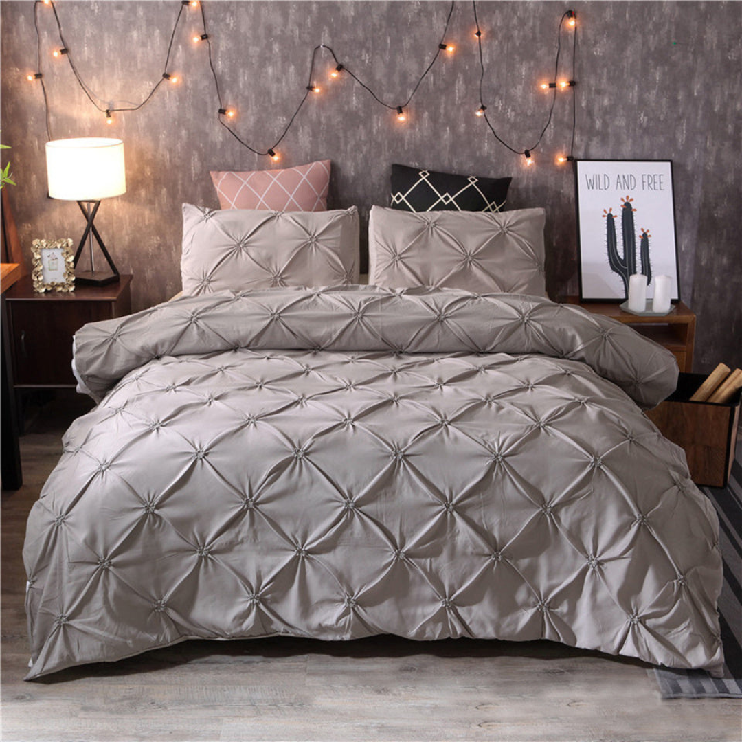 Luxurious Cotton Bedding Set – Elegant Design for Ultimate Bedroom Comfort 4