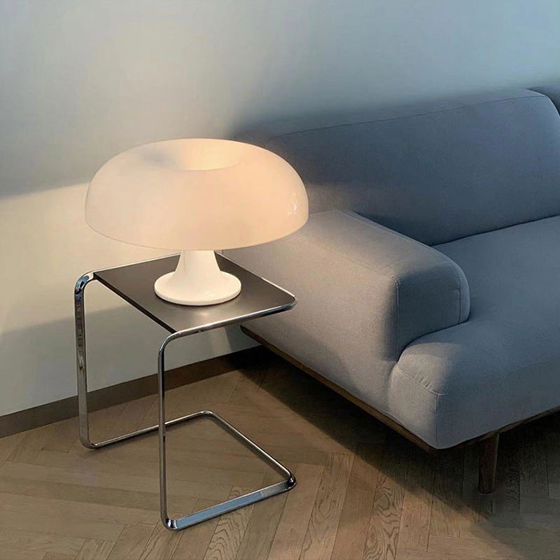Mushroom-Shaped Minimalist Table Lamp – Nordic-Inspired Design