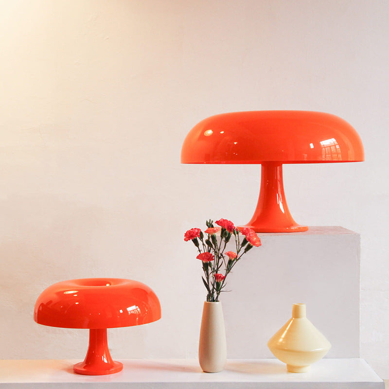 Mushroom-Shaped Minimalist Table Lamp – Nordic-Inspired Design