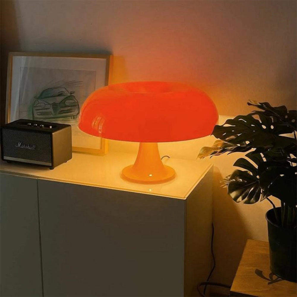 Mushroom-Shaped Minimalist Table Lamp – Nordic-Inspired Design