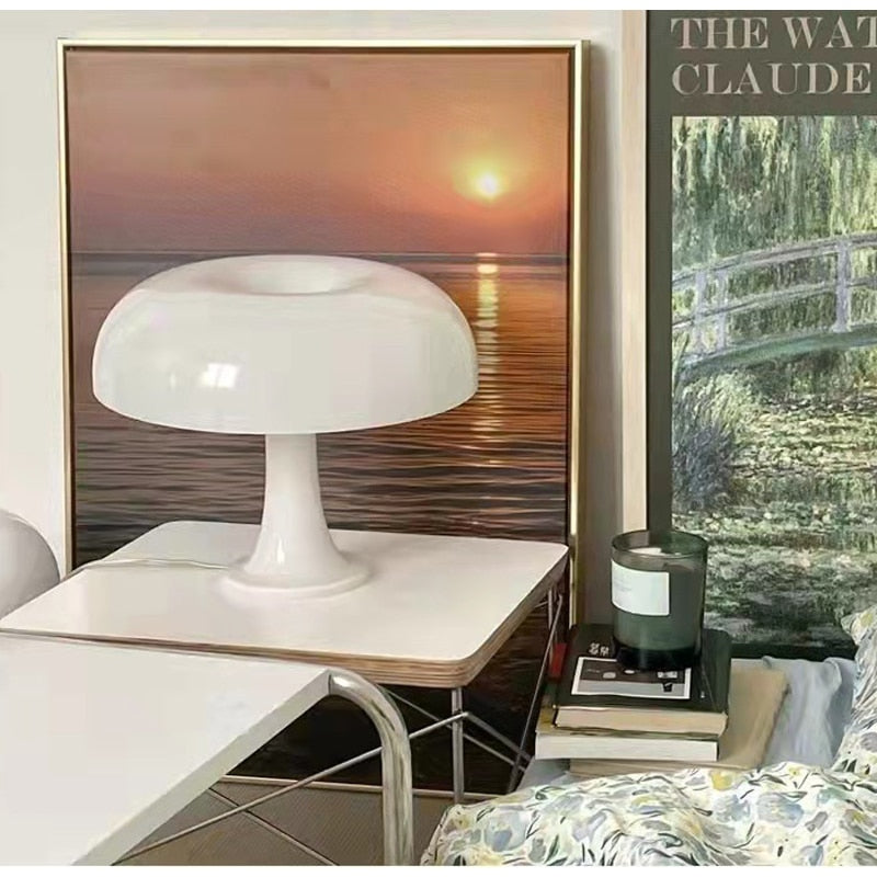 Mushroom-Shaped Minimalist Table Lamp – Nordic-Inspired Design