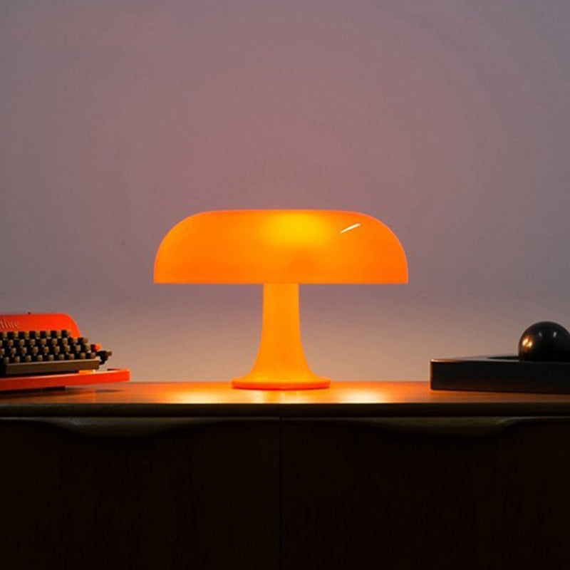Mushroom-Shaped Minimalist Table Lamp – Nordic-Inspired Design