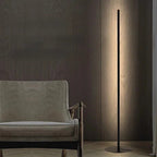 Modern LED Floor Lamp – Timeless Elegance with Modern Functionality