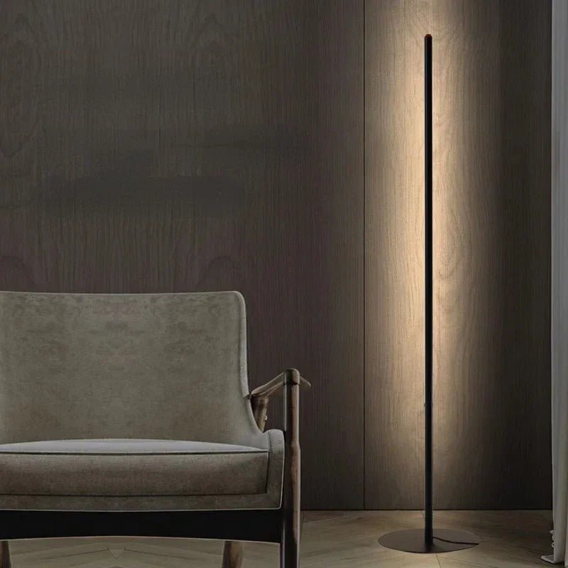 Modern LED Floor Lamp – Timeless Elegance with Modern Functionality
