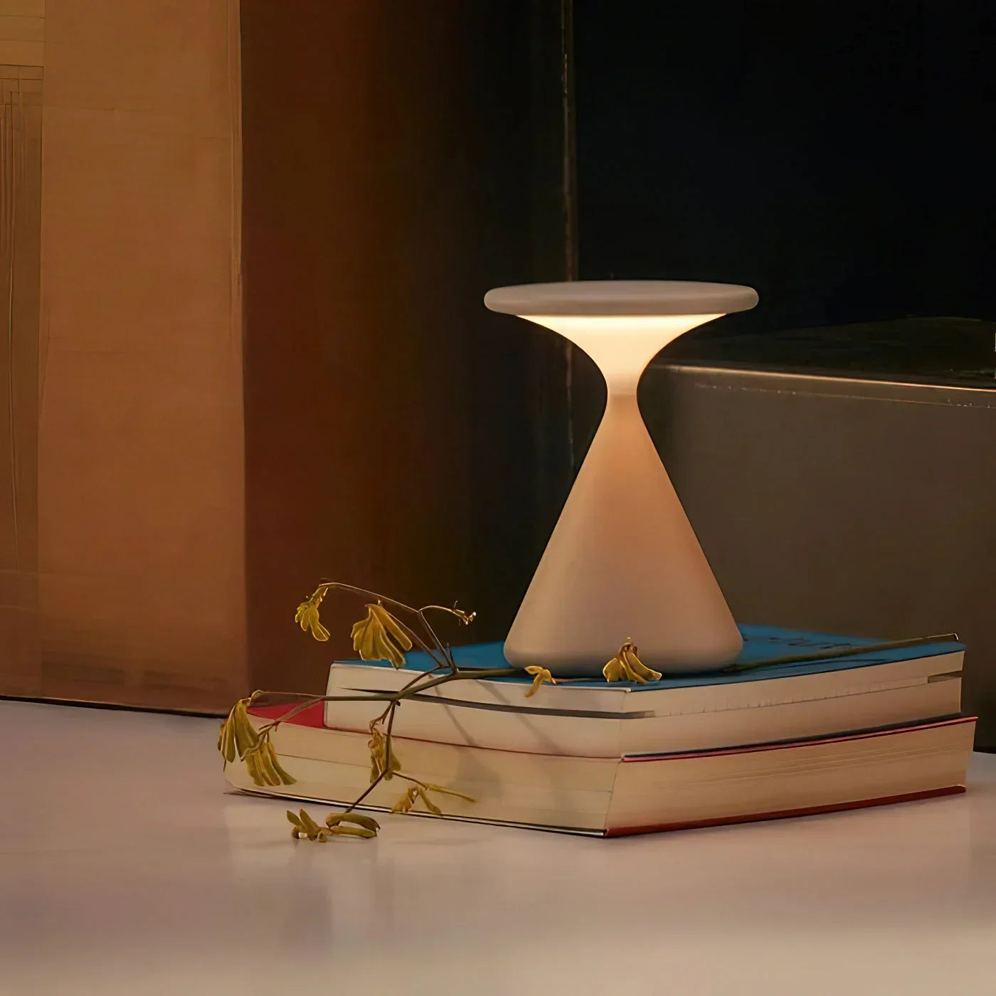 Wireless Hourglass Table Lamp – Contemporary Design