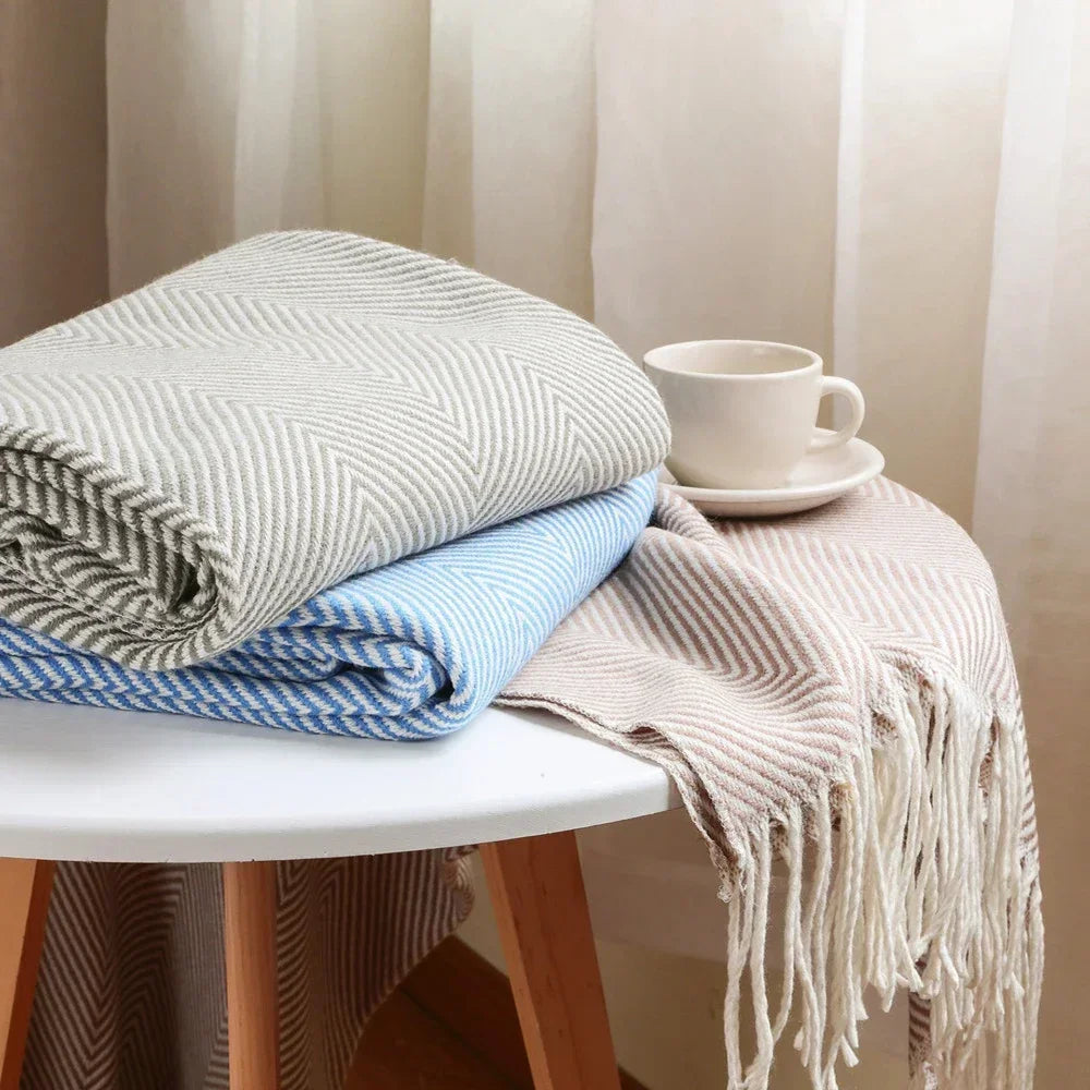 Elegant Scandinavian Nordic Stripe Blanket – Perfect for Lounging