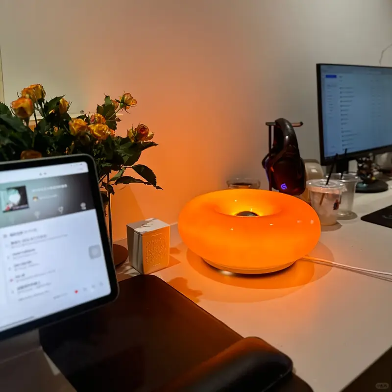 Vintage Donut Table Lamp – Retro-Inspired LED Table Light