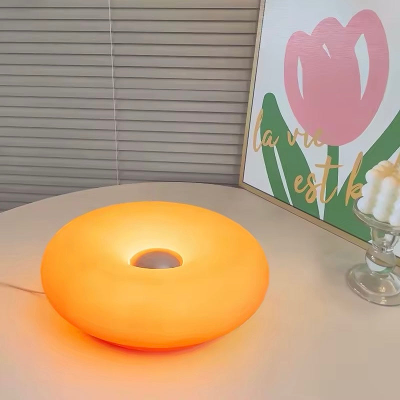 Vintage Donut Table Lamp – Retro-Inspired LED Table Light