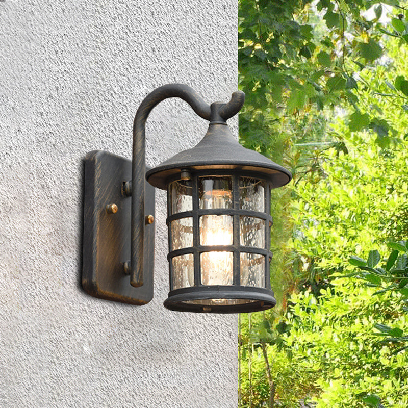 Seeded Glass Lantern Wall Lamp – Rustic Countryside Outdoor Lighting