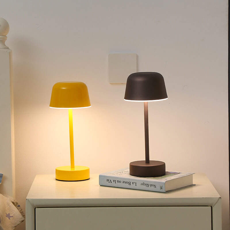 Artistic Pulse Flare Table Lamp – Modern Home Lighting