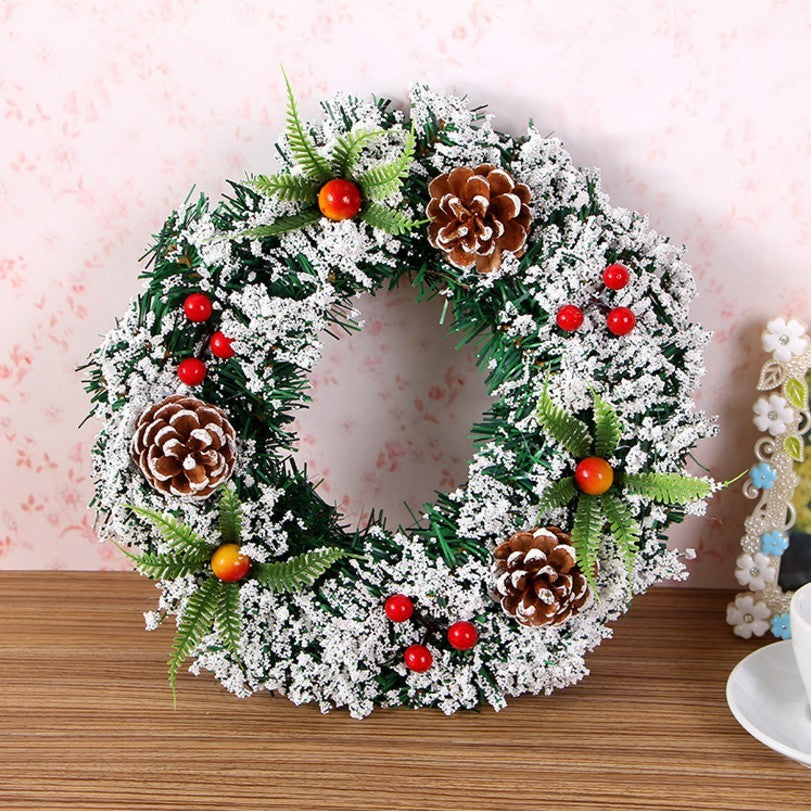 Snow-Kissed Christmas Wreath – Festive Flocked Decoration