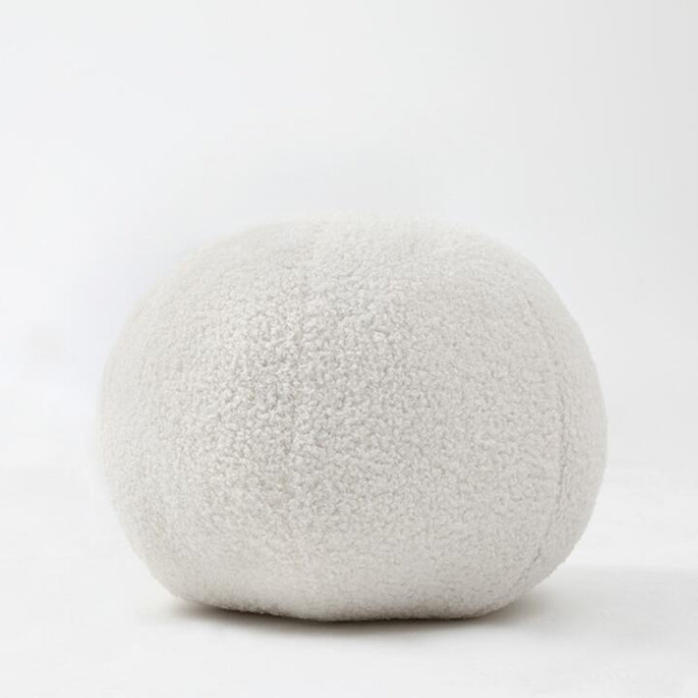 Ball Boucle Throw Pillow – Soft Texture, Modern Charm