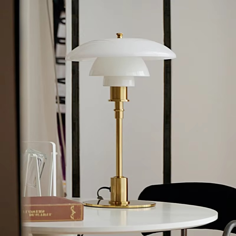 Elegant Designer Table Lamp – Scandinavian Simplicity with Modern Refinement