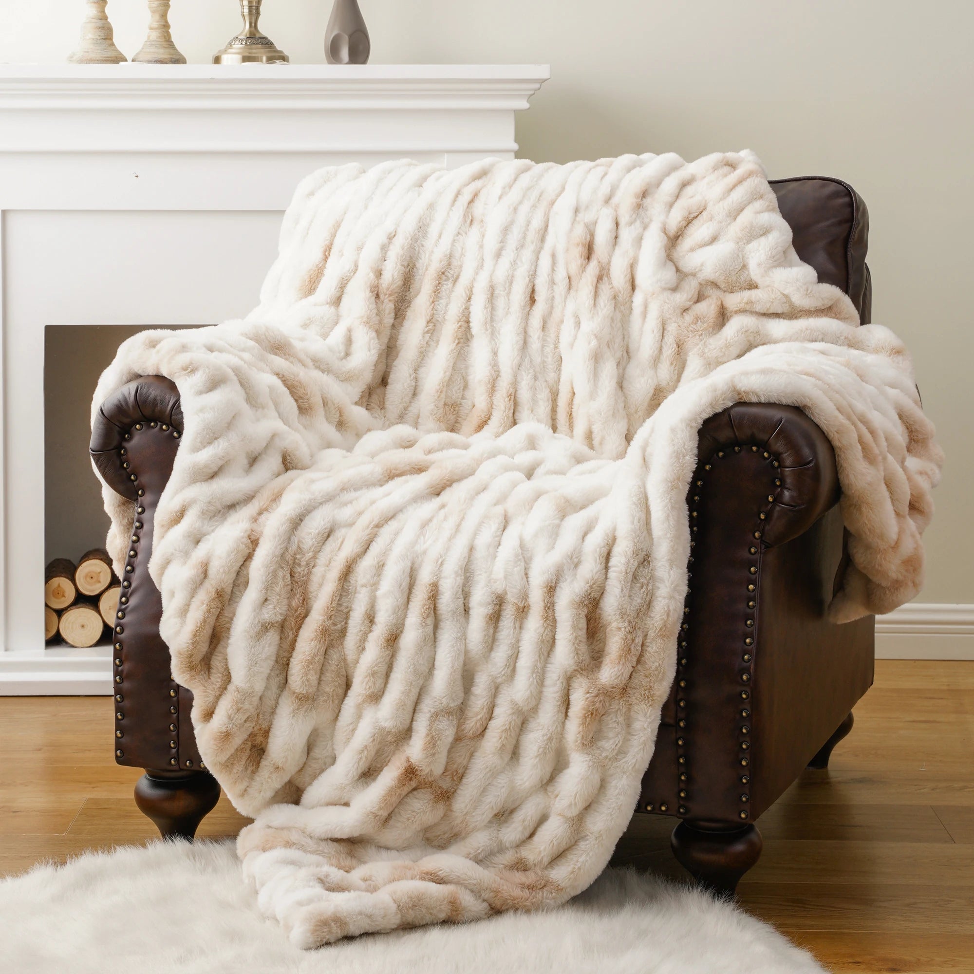 Soft Plush Throw Blanket – Luxurious Faux Rabbit Fur for Cozy Elegance
