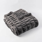 Soft Plush Throw Blanket – Luxurious Faux Rabbit Fur for Cozy Elegance
