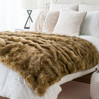 Luxury Faux Fur Blanket – Soft & Elegant