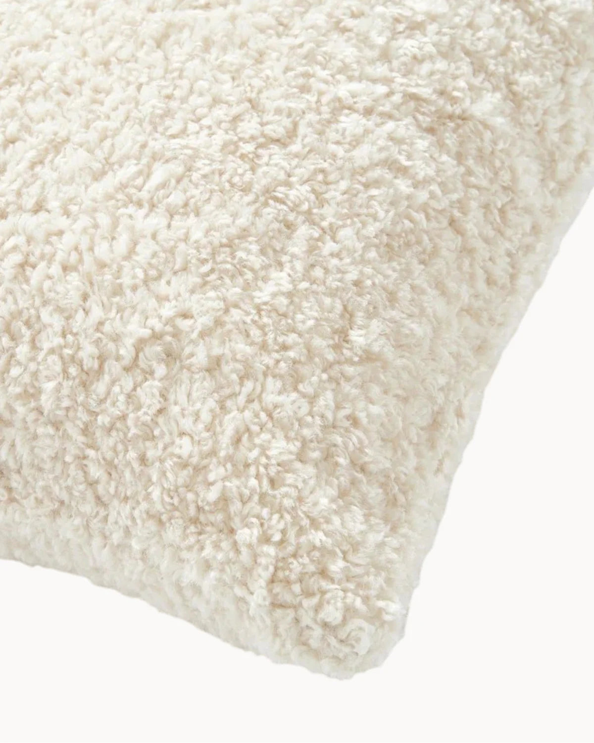 Teddy Cushion Cover 45x45 cm – Soft & Fluffy