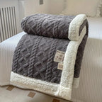 Ultra-Soft Fluffy Blanket for Ultimate Comfort